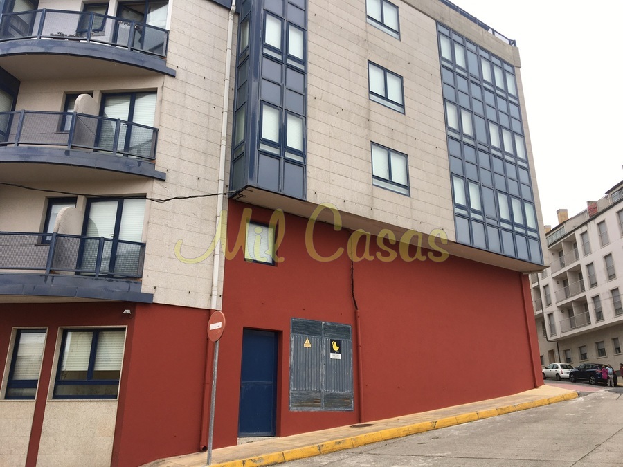 Local portosin avda constitucion 5 