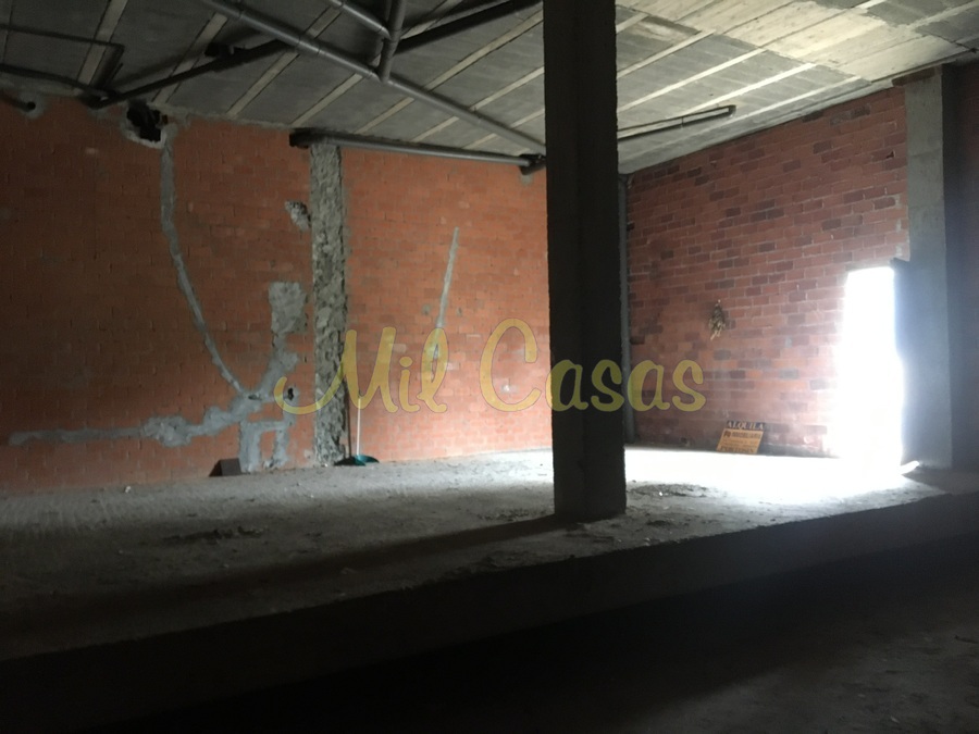 Local portosin avda constitucion 10 