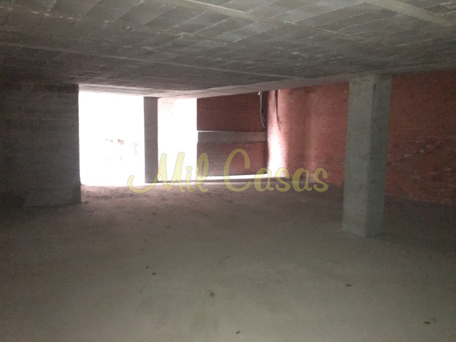 Local portosin avda constitucion 18 