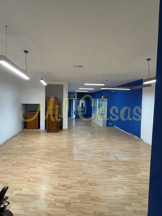 Bajo escultor ferreiro simm 12 