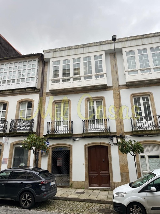 Bajo escultor ferreiro simm 13 