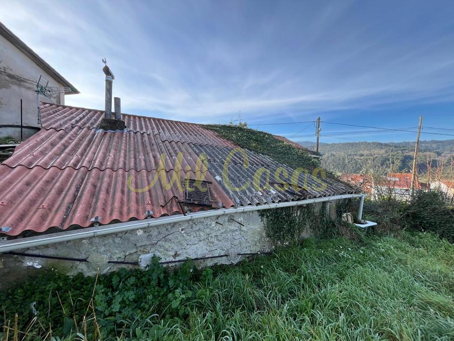 Casa y fincas o loureiro 21 